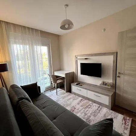 Sik, Merkezde Denize 3 Km Kueltuer Kafeler Cd. 2 Dk '12' Appartement Antalya