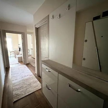 Sik, Merkezde Denize 3 Km Kueltuer Kafeler Cd. 2 Dk '12' Apartment Antalya