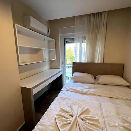 Sik, Merkezde Denize 3 Km Kueltuer Kafeler Cd. 2 Dk '12' Apartment Antalya