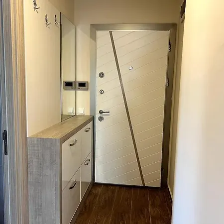 Apartment Sik, Merkezde Denize 3 Km Kueltuer Kafeler Cd. 2 Dk '12'