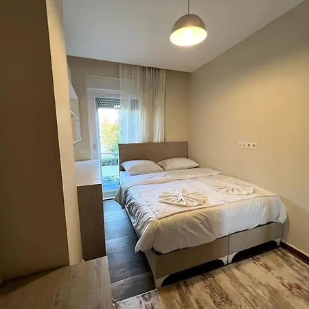 Sik, Merkezde Denize 3 Km Kueltuer Kafeler Cd. 2 Dk '12' Apartment *