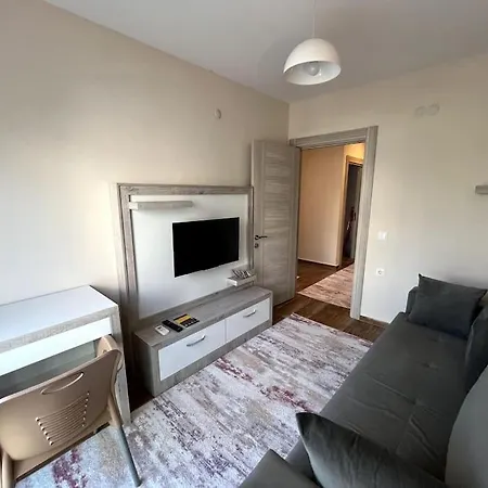 Sik, Merkezde Denize 3 Km Kueltuer Kafeler Cd. 2 Dk '12' Apartment